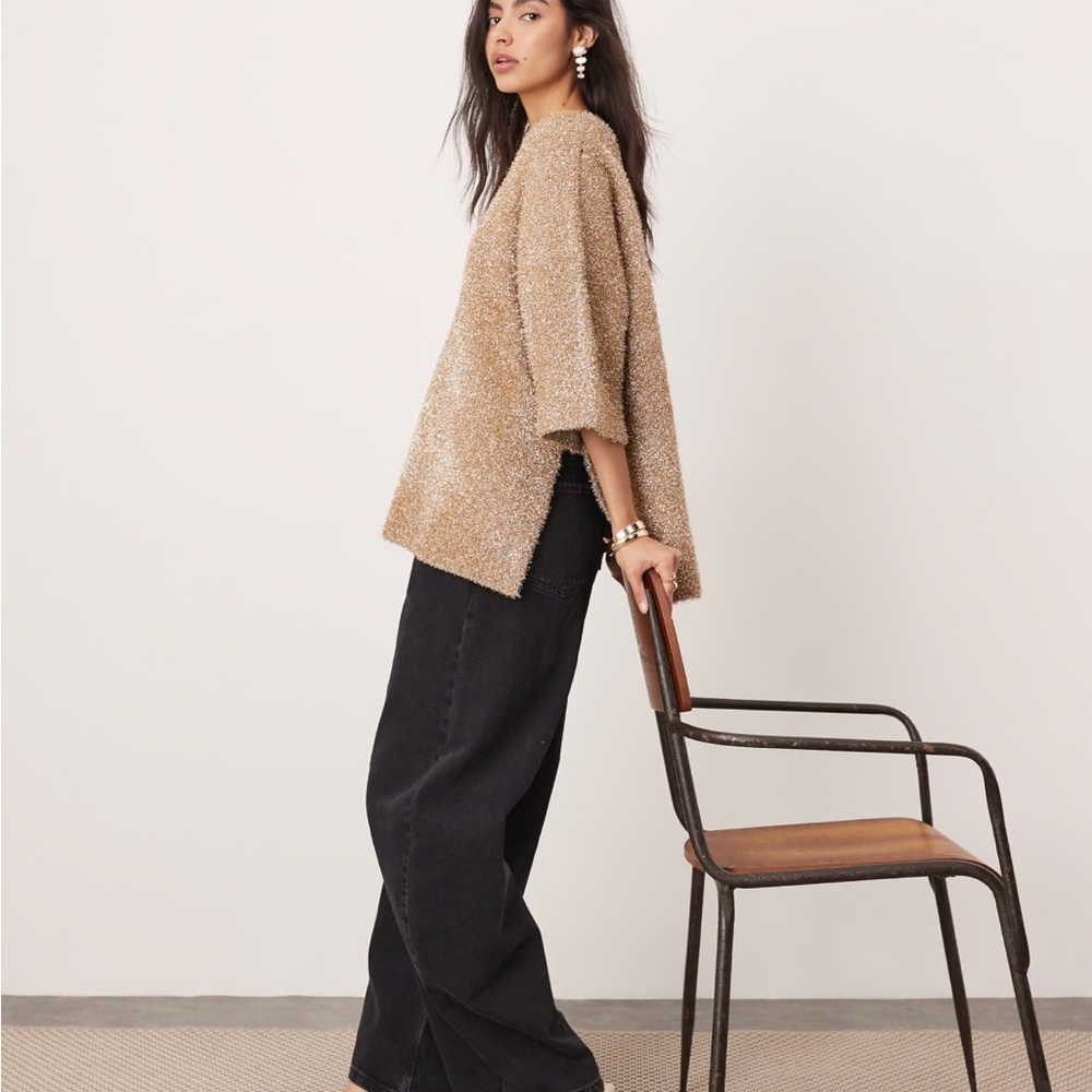 ASOS EDITION Oversized Gold Holiday Top Metallic T-Shirt - Picture 3 of 7